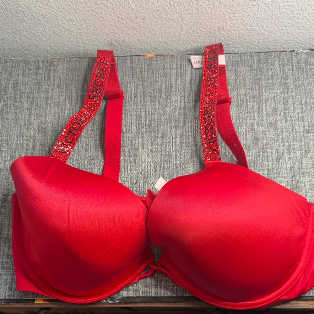 Victoria Secret Lightly Lined Bra
